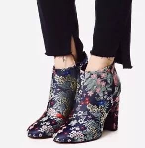 Sam Edelman Size 6.5 Cambell Floral Brocade Jacquard Embroidered Boots New - Picture 1 of 11