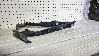 Bisagras de capó Ford F-150 2009-2014 OEM lado izquierdo y derecho plateadas con pernos (2014) Foto 1 de 4