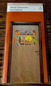 Halloween gestanzt Klassenzimmer Deko 4 Tafeln Bulletin Wand Klasse Deko Herbst - Bild 1 von 3