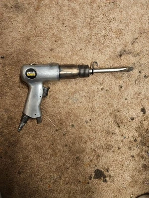 MARTILLO NEUMÁTICO CENTRAL Foto 1 de 3