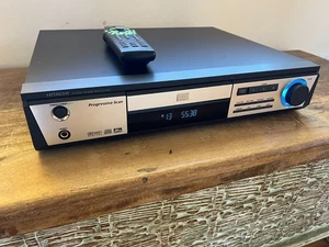 Hitachi DV-DA522 CD/DVD Receiver - Picture 1 of 6