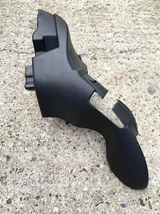 MK1 Ford KA 96-08 LH stivale posteriore vicino supporto ripiano pacchi bordo grigio 97KBB46808 - Foto 1 di 21