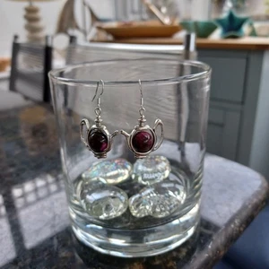 Dunkelrote marmorierte San Sheng Jaspis Teekanne Ohrringe. Sterling Silber Haken. - Bild 1 von 3