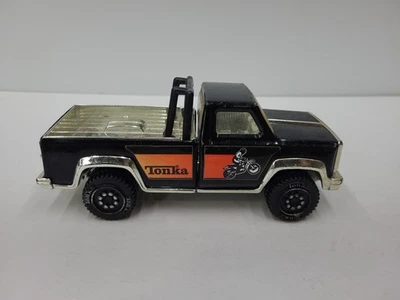 Vintage Tonka 7.5" Diecast Black Dirt Bike Motorycle Hauler Rollbar Pickup Truck - Image 1 of 4