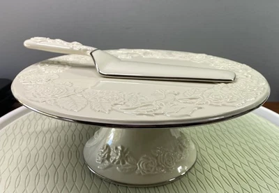 Pedestal de porcelana Royal Limited rosas marfim pé bolo prato e servidor casamento - Imagem 1 de 4