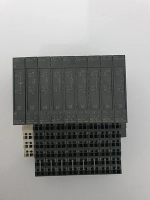 Modulo SIEMENS 6ES7132-4BD02-0AA0 SIMATIC S7 IN OUT - Immagine 1 di 3