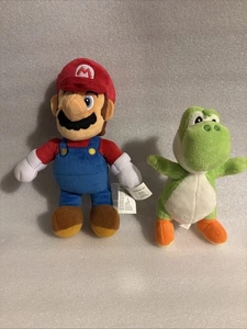 Super Mario Bros. 2021 Plüschtier Stofftier Original 10 Zoll Mario & 8 Zoll Yoshi - Bild 1 von 18
