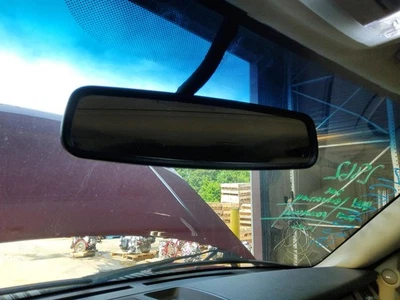 Espelho retrovisor interno central dianteiro usado serve para: 2016 Ford Expedition sem chuva - Imagem 1 de 4