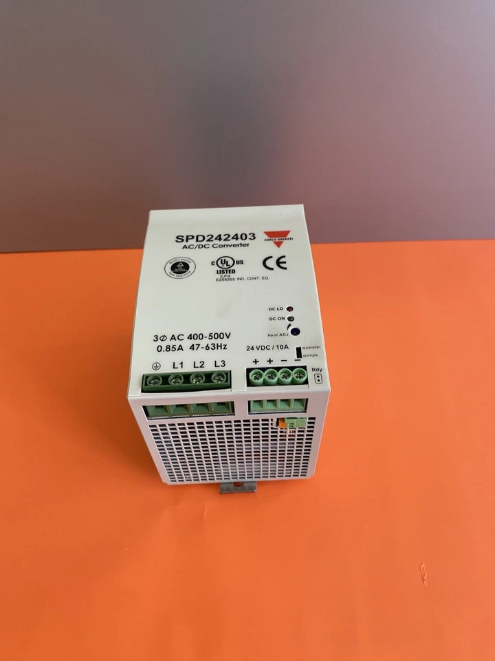 Carlo Gavazzi SPD142403 AC/DC Converter 3Ph 400-500VAC 47-63Hz 0.85A - Image 1 of 4