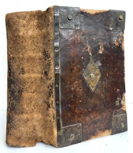 1741 BIBLE in ENGLISH antique ORIGINAL BINDING w/ BRASS CORNER PIECES - Imagen 1 de 12