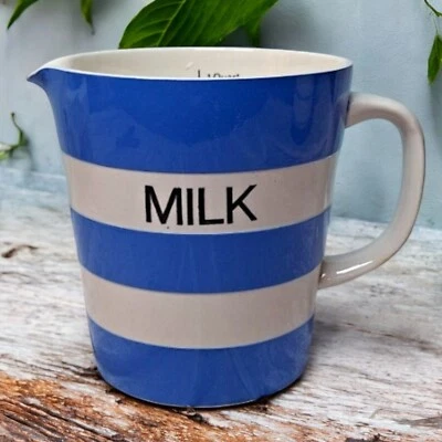 Utensilios de cocina T G Green Cornish jarra de leche 1 qt azul blanco 6" Judith cebollas Foto 1 de 4