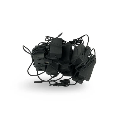 Lote de 11 Microsoft 1661 Surface Dock y adaptador de CA + 3 cargadores Foto 1 de 2