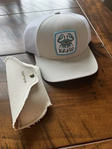 Sombrero de camionero Bajio Cangrejo Malla Espalda SnapBack y Estuche para gafas de sol - Imagen 1 de 3