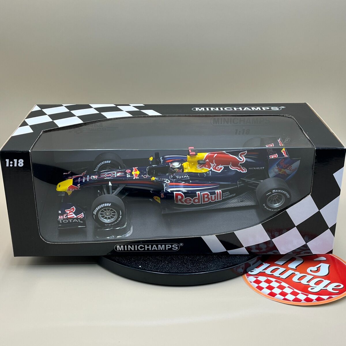 Sebastian Vettel RedBull 1:18 Scale Diecast Formula 1 Cars Sebastian Vettel RedBull 1:18 Scale Diecast Formula 1 Cars