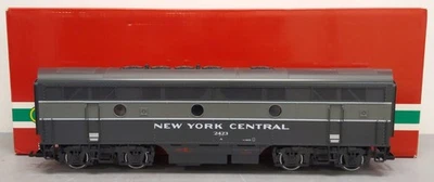 LGB 21582 G Scale NYC F7 B Unit Non-Powered Diesel Locomotive with Sound #2423 - Image 1 of 4