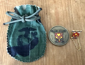 US Marine Corps USMC 4th Marines Oldest Proudest Challenge Coin, Pin & Bag - Picture 1 of 7