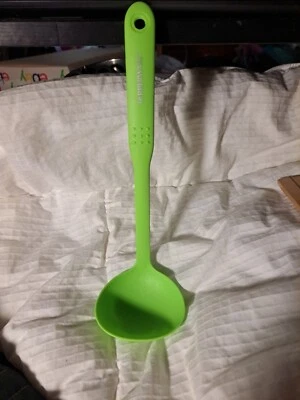 Farberware Ladel 11" Verde Lima Foto 1 de 4