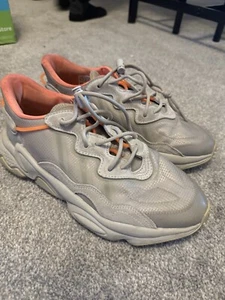 Size 8 - adidas Ozweego HALO Silver / Grey Two / Good condition / Fast Shipping - Picture 1 of 7