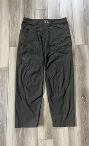 Arc'teryx Hiking Activewear Weatherproof Pants Size 34x35 Nylon/Spandex - Picture 1 of 8