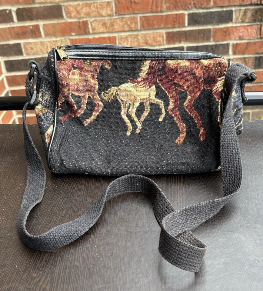 Cartera de hombro de tela ecuestre negra con correa con estampado de caballo Bolso de mano Foto 1 de 4