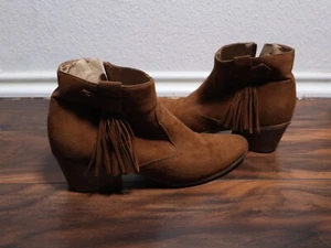 6.5 Brown Boots w zipper - Picture 1 of 6