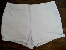 BASS Light Sand Beige Khaki Womens Shorts 100% Cotton 5 in Flat Front SZ 4 
