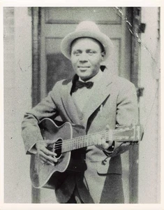VTG Photo Handsome African American Man Suit Bowtie Fashion Guitar Instrument - Picture 1 of 1