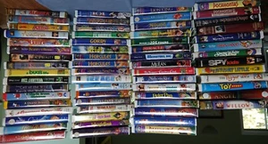 LARGE LOT VHS TAPES CHILDREN: DISNEY, CHARLIE BROWN, MOVIES ETC $3.99 EACH - Picture 1 of 122