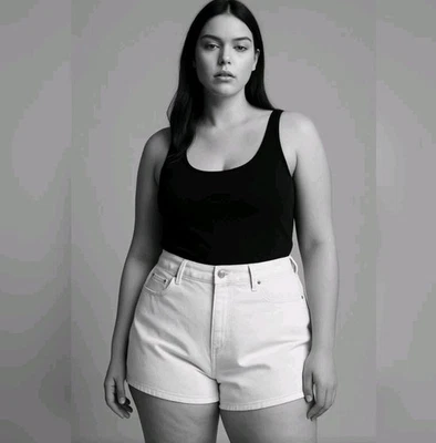 Pantalones cortos de mezclilla blancos de tiro alto vintage de Calvin Klein para mujer talla 11 Jr. Foto 1 de 4