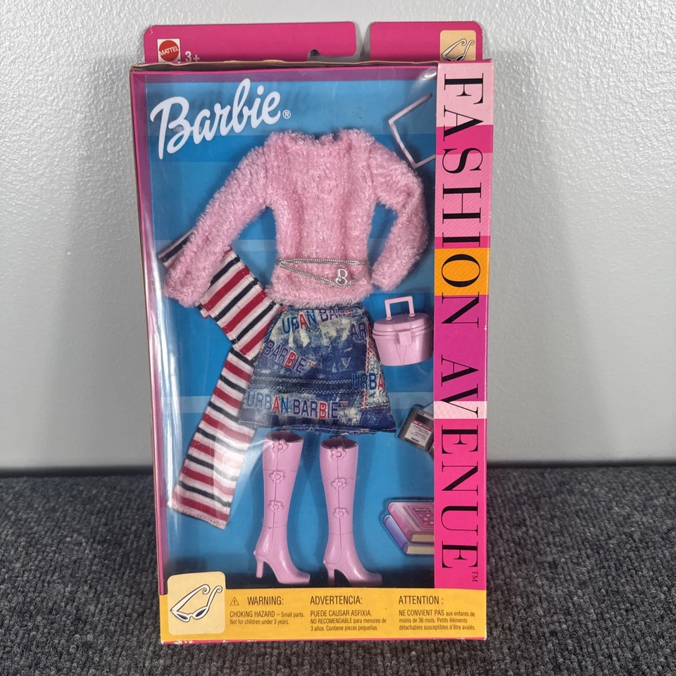 Barbie Fashion Avenue Premiere in New York Outfit (2000)