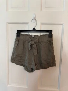 Charlotte Russe Women's Paperbag Shorts XS Black Green Belted Elastic Waist Soft - Picture 1 of 5