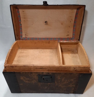 Antiguo Baúl Vaporera Infantil Muñeca Cúpula Superior 12”x 18” Inserto Estado Original Foto 1 de 4