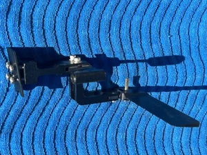 JG RC Boat Hardware 4in Stand Off Black Aluminum Uni-Mount 4 Cat/mono insane - Picture 1 of 4