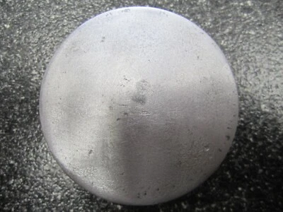 Один (1) серебристый центральный колпак Chrysler Dodge Jeep 4743726 4743727 30393 2,50 дюйма 63 мм - Изображение 1 из 4