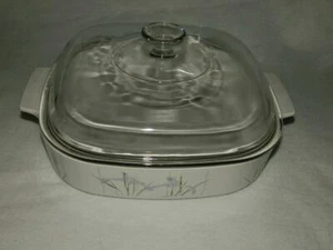 Corning Ware Shadow Iris  A-10-B Casserole Baking Dish w Dome Lid 2.5 L Quart - Picture 1 of 4