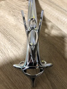 1936 Ford V8 Hood Ornament With Blue Badge - Picture 1 of 6