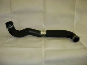 Discovery 3, Discovery 4, Range Rover Sport Intercooler Hose Genuine PNH500025 - Picture 1 of 2