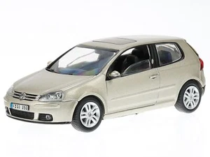 VW Golf 5 2-puerta beis coche en miniatura Schuco 1/43 - Imagen 1 de 4