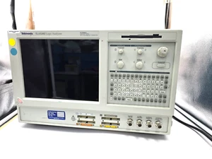 Tektronix TLA5202 Logic Analyzer for parts or repair - Picture 1 of 4
