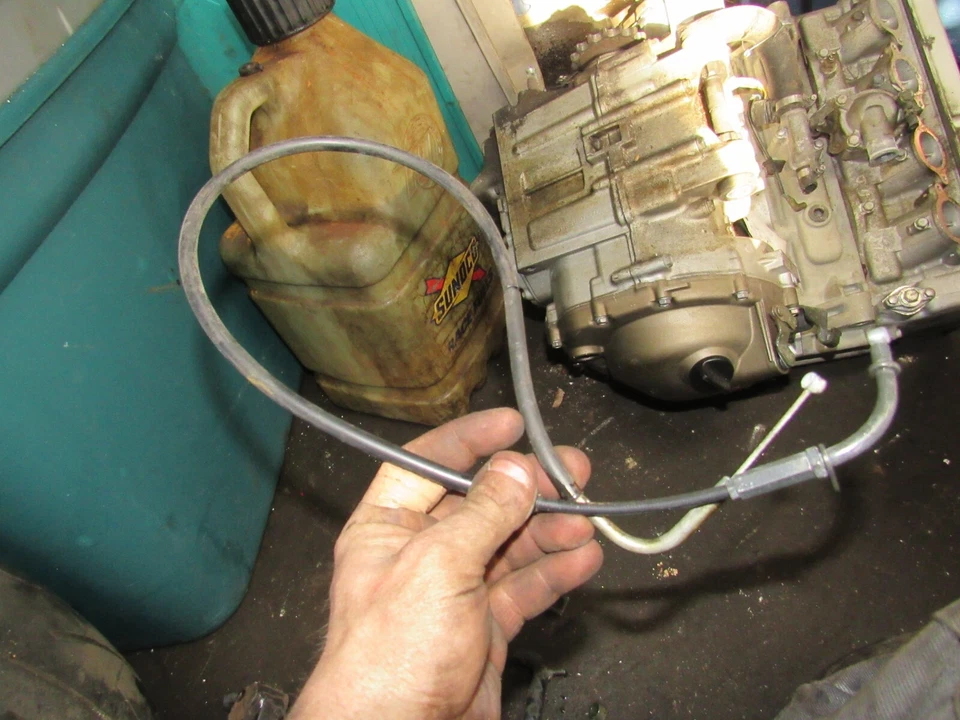 Cable obturador katana Suzuki GSX600 2004 Foto 1 de 1