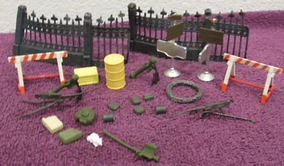 Lot of Forces of Valor 1:32 Scale Military Accessories Unimax Toys - Image 1 of 4