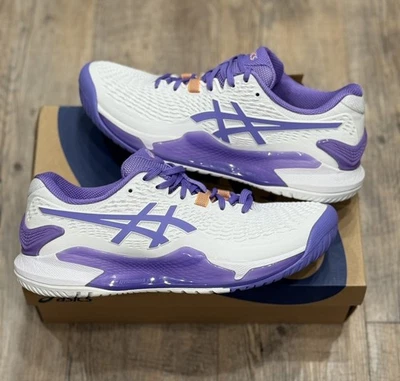 Tênis ASICS Feminino Gel-Resolution 9 Branco/Ametista Tamanho 9 Largo - Imagem 1 de 4