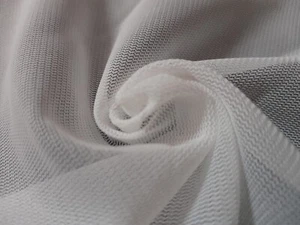 45g - OFF WHITE - LIGHTWEIGHT & LOW STRETCH RIBBED MESH NET FABRIC - 155cm - Picture 1 of 3