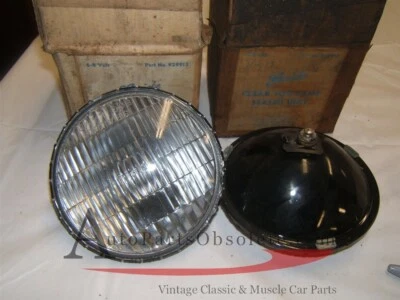 Delco Guide fog lamp bulbs metal back NOS Cadillac Buick 929913 4012 - Image 1 of 2