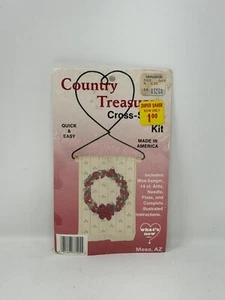 Country Treasures Kreuzstich Feiertag Kranz Kit-Neu in Verpackung - Bild 1 von 3