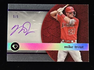 2024 Diamond Icons Mike Trout Blanco Policromatink Autógrafo Púrpura 5/5 AUTO - Imagen 1 de 5