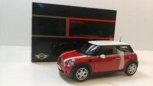 1/18 Kyosho, Mini Cooper BMW dealer versuin (Red, White stripe) - Picture 1 of 9