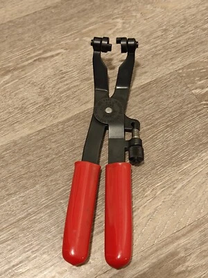 Alicates de abrazadera de manguera en ángulo Mac Tools EE. UU. 45° de colección HCP9562 Foto 1 de 4