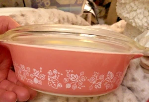 Vintage PYREX Pink Gooseberry 471 Bowl With Cover! 1 Pint USA Serving Dish 1960s - Picture 1 of 13