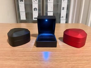 Luxury LED Earrings Box π Elegant Black Ring Jewellery Case with Soft Touch - Picture 1 of 3